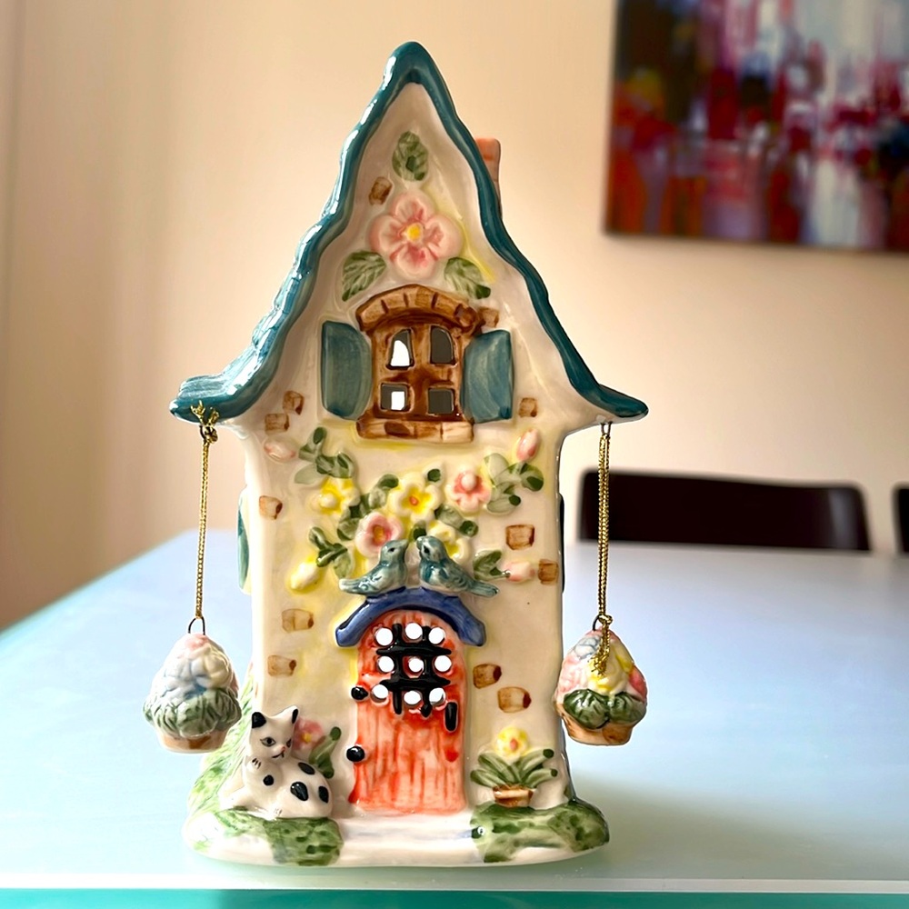Porcelain candlelight house with kitten and flowers, made in Germany, new in box